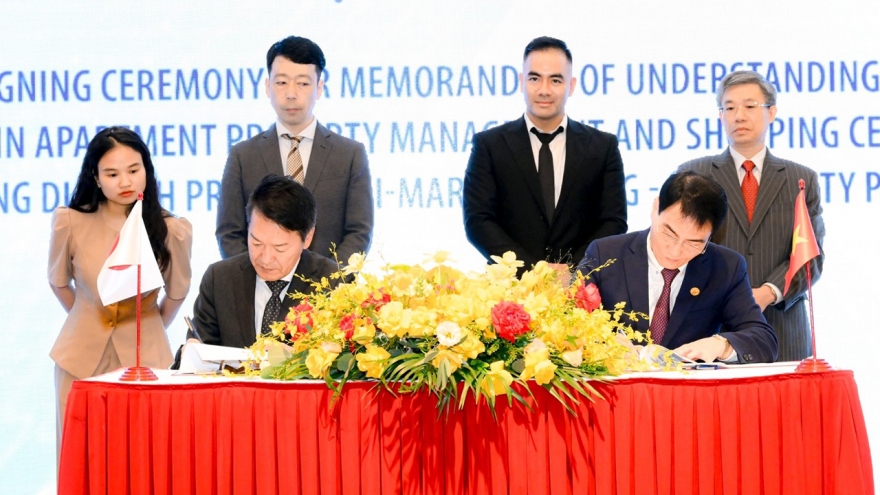 Đơn vị quản lý The Wisteria là đơn vị nào?